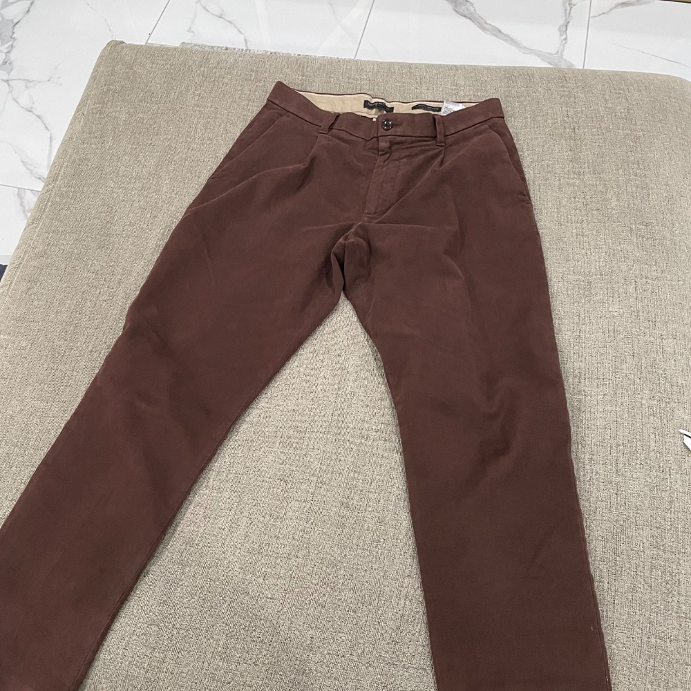 New Banana Republic Chino Pants . Rust color